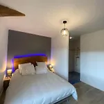 Ferme Du Bois Du Pouget La Salvetat-Belmontet