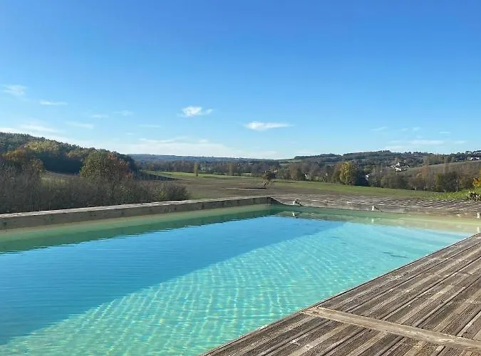 Ferme Du Bois Du Pouget Сasa de vacaciones La Salvetat-Belmontet