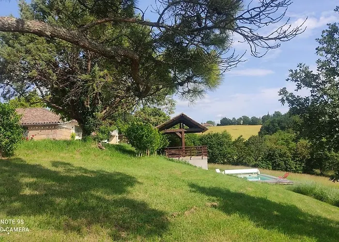 Ferme Du Bois Du Pouget Сasa de vacaciones *